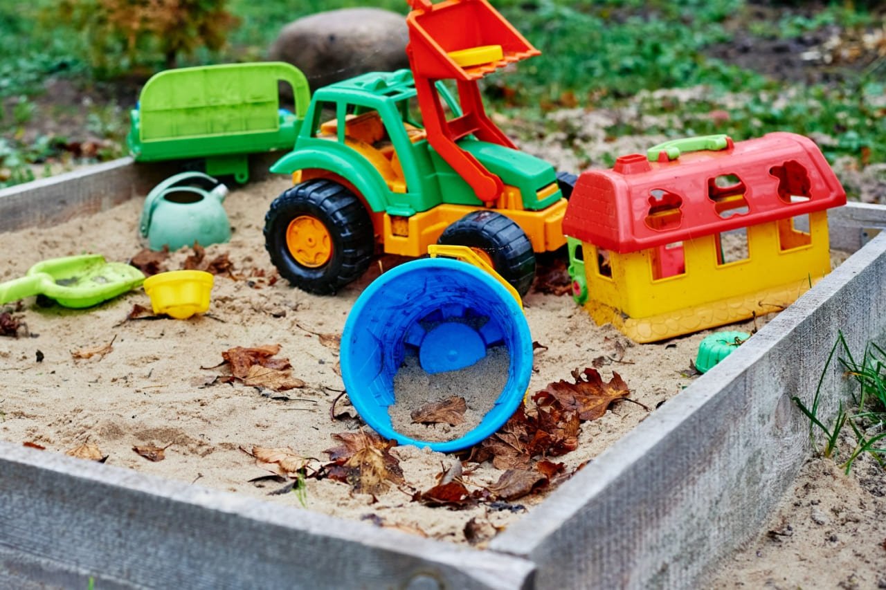 zabawki do ogrodu dla dzieci